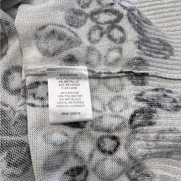 Joseph A Silver/Black Floral Dolman Sleeve Sweater Women’s Large L - Picture 5 of 5